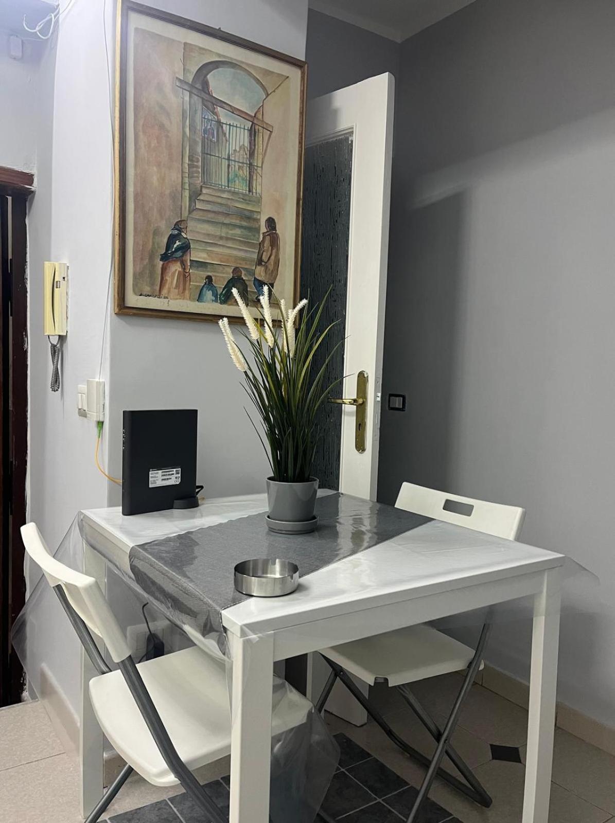 נאפולי Zimari Apartment מראה חיצוני תמונה